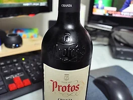 Protos Crianza 2010
