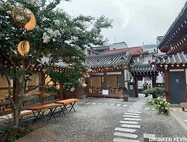 광화문 옆, 삼청동 《스미스가 좋아하는 한옥》