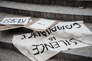정치 캠페인 유세와 광고의 법적 규제 및 허용 범위 완벽 정리 썸네일