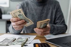 하루 10분 복근 운동으로 식스팩 만들기! 초보자도 가능한 쉬운 루틴 썸네일