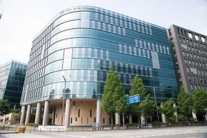 2024 주식시장에서 주목해야 할 섹터와 산업 분석 썸네일