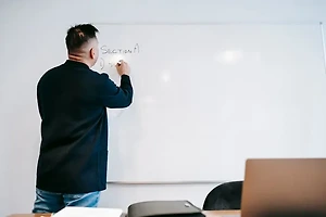전자소송 신청 방법과 준비 서류｜비대면 소송 절차 쉽게 이해하기 썸네일