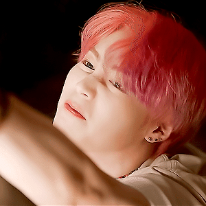 210607 Sneakers M/V