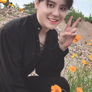 [스캔] XIA ALBUM COLLECTION KIT PACKAGE - POST CARD SET & HAND WRITTEN POST CARD