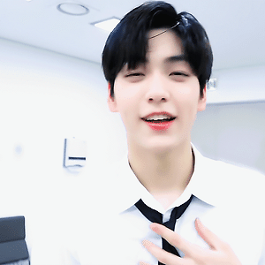 200215 [++line] EP11. ‘Run Away’ behind #3. Enjoy the stage - TXT (투모로우바이투게더)