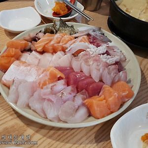 [내돈내먹]합정 연어무한리필/숙성회/합정맛집 '연어당'