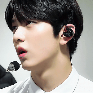 200222 [++line] EP12. ‘Run Away’ behind #4. - See you soon, MOA! - TXT (투모로우바이투게더)