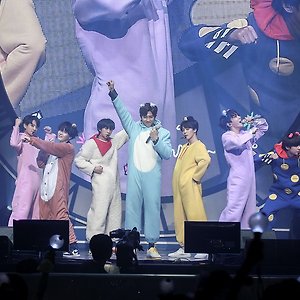 BTS - Anpanman (2018 BTS PROM PARTY)