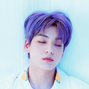 200504 The Dream Chapter: ETERNITY - Concept Photo 'Starboard'