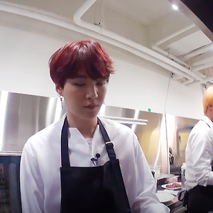 요리하는 민윤기