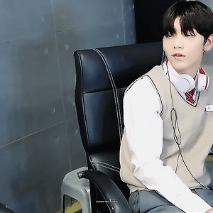 200325 [T:TIME] HUENINGKAI's Math Study - TXT (투모로우바이투게더)