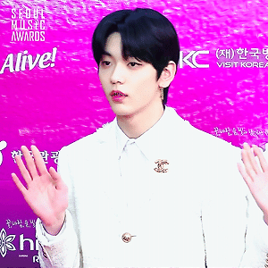200130 투모로우바이투게더 (TXT), 화이트의 투바투는 청순하다 ('제29회 서울가요대상 레드카펫')