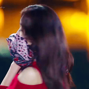 뷰티인사이드 1화 예고 서현진.gif (3p)
