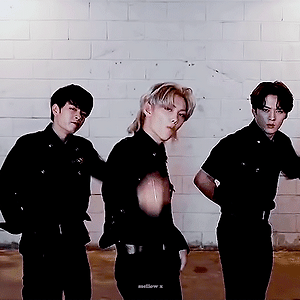 200925 "Back Door" Dance Practice (Uniform ver.)