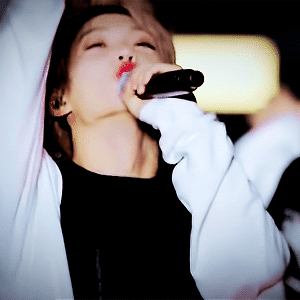 190327 &ldquo;Hi-STAY&rdquo; Astronaut