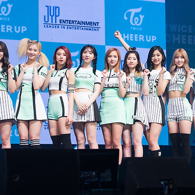 [2016.04.25] 트와이스 CHEER UP 발매기념 쇼케이스 Part-1