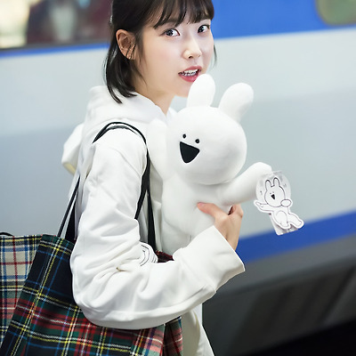 [2017.06.04] 서울역 도착 아이유