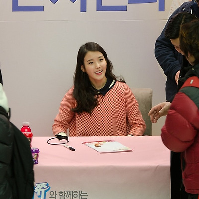 [2012.02.19] 김포공항 이마트 마이쮸 사인회