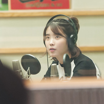 [2014.01.07] KBS라디오 '볼륨을  높여요' 아이유 직찍 by 둘리