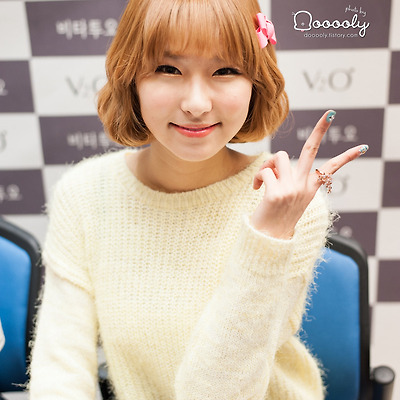[2013.03.22] 비타투오(V2O) 런칭행사 달샤벳 팬사인회