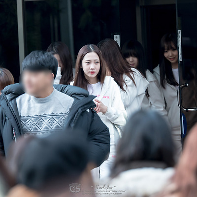 [141121] 러블리즈(Lovelyz) 뮤직뱅크 오전리허설 퇴근 직찍 By SuYa티스토리 툴바