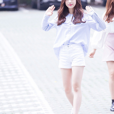 17.06.09 에이프릴 투맨쇼 출퇴근길 by. Zetta티스토리 툴바