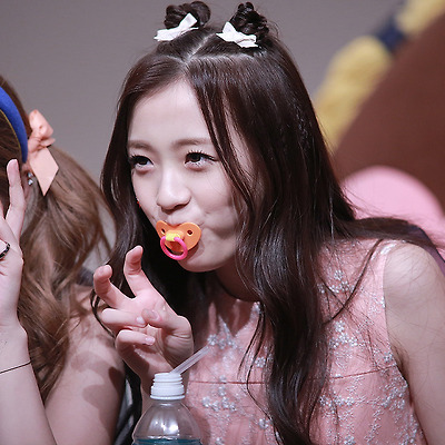 16.05.21 에이프릴 중구청소년수련관 팬싸인회 (3/3) by. Zetta티스토리 툴바