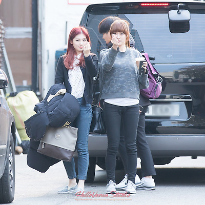 141116 SBS 인기가요 헬로비너스(Hellovenus) 출퇴근길 직찍