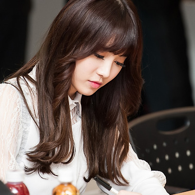 [2013.03.31] 영풍문고 걸스데이 팬사인회 유라 직찍