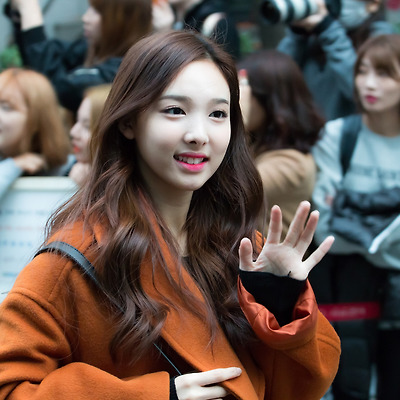 [151113] 트와이스(TWICE) KBS 뮤직뱅크 출근길 직찍 (17pic) By SuYa티스토리 툴바