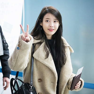 [2016.01.31] 인천공항 출국 아이유