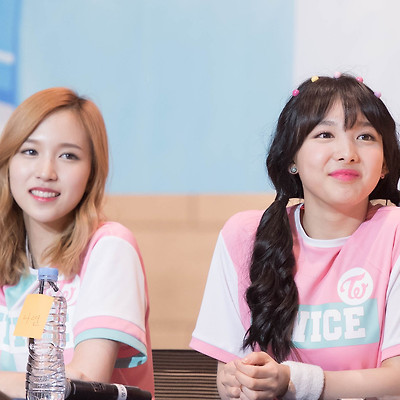 160529 TWICE 잠실 팬싸인회 95pic (미나 다수)