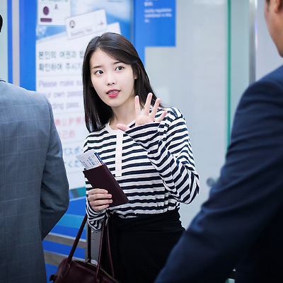 [2015.09.12] 인천공항 아이유 출국 직찍 by 둘리