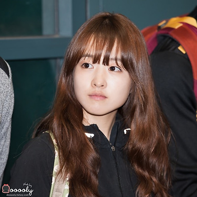 [2013.02.11] 인천공항 입국 박보영 직찍