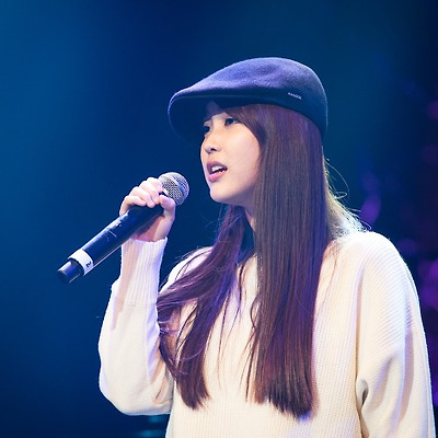 [2013.01.20] 최백호님 콘서트 게스트 아이유 직찍
