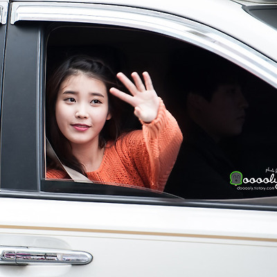 [2013.04.28] 인기가요 퇴근 아이유