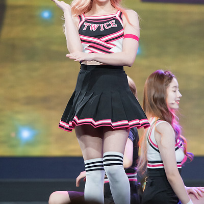 151208 골든글러브 축하공연 사나
