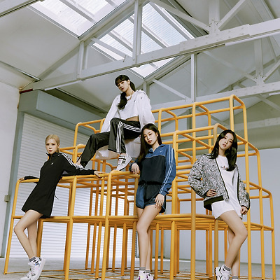 블랙핑크[BLACKPINK] 아디다스 오리지널스  WATCH US MOVE  캠페인 고화질 화보 9장