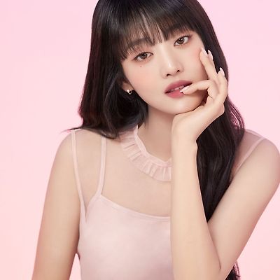 (G)I-DLE (여자)아이들 민니 '3CE 블러매트 립스틱' 화보