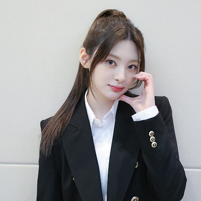 [Weverse] 230508 [Teddy Bear] 발매 기념 마지막 팬사인회 Photo Behind
