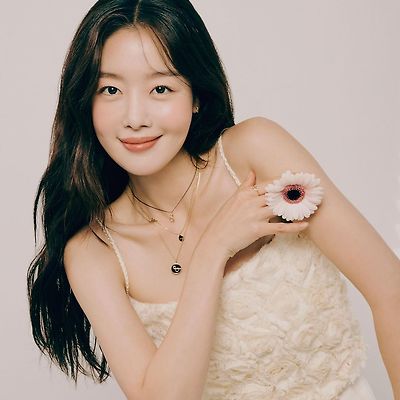 배우 한선화 'ilyand (12&, 일리앤)' 2023 SS 화보