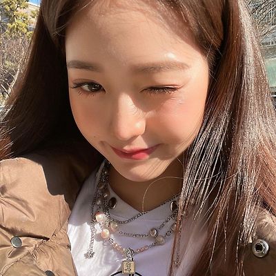 아이브 장원영 얼굴 셀카 사진들 모음