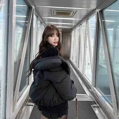 김채원 공항샷