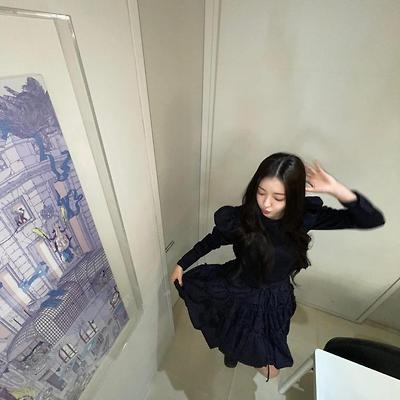 오마이걸 유아, 올 블랙