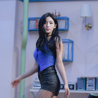 241121 연극 쉬어매드니스 장미숙 役 김보영 25장