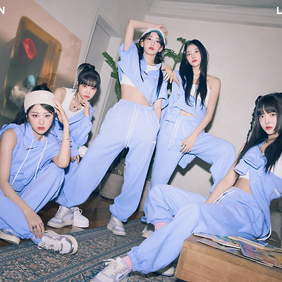LE SSERAFIM (르세라핌) 1st 앨범 'UNFORGIVEN' Weverse Albums ver. PHOTO 고화질