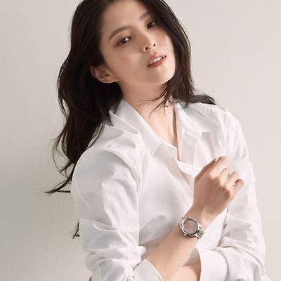 한소희 W Korea 오메가 화보