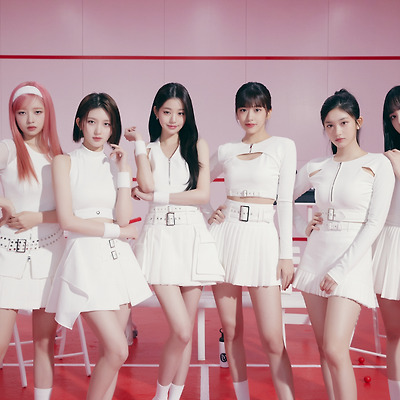아이브 (IVE) 일본 1st 미니 앨범 'WAVE' 콘셉트 화보 2