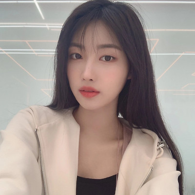 에버글로우 시현 인스타그램 셀카 사진들 모음