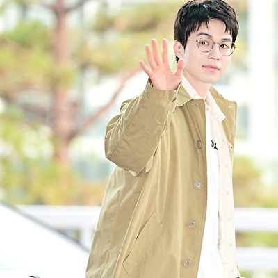 이동욱, 조각 비주얼